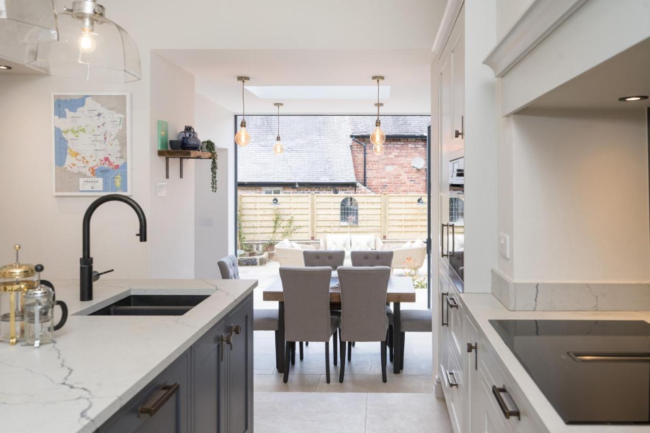 Townhouse By Harrogate Serviced Apartments Kültér fotó